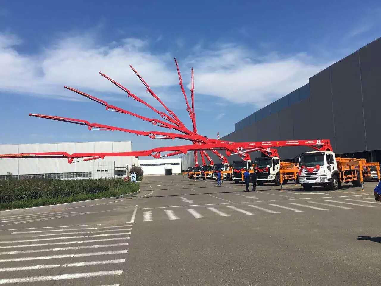 小型泵车