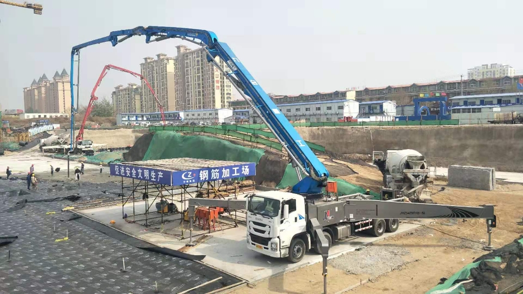 如何快速解决小型泵车转塔出现的问题
